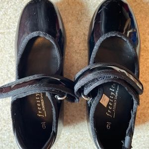 Tap Shoes size 9